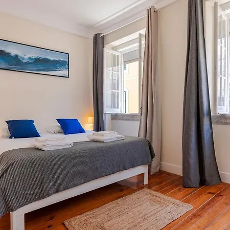 Gloria's Terrace By Lovelystay *