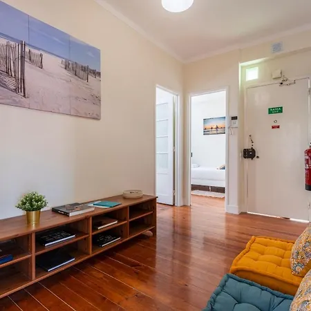 Apartment Gloria's Terrace By Lovelystay Lisbon